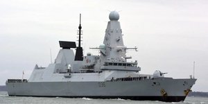 Η Βρετανία στέλνει αντιτορπιλικό στον Κόλπο