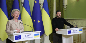 Φον ντε Λάιεν: Συνάντηση με τον Βολοντίμιρ Ζελένσκι στο Κίεβο -Αισιοδοξία για την ενταξιακή πορεία της Ουκρανίας
