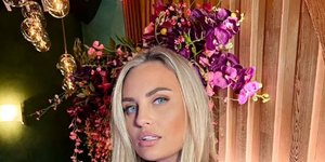 Η Κάρλα Μπελούτσι είναι η πιο μισητή γυναίκα της Βρετανίας