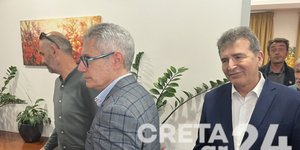 Ο Μιχάλης Χρυσοχοΐδης στο Βενιζέλειο Νοσοκομείο Ηρακλείου