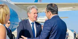 Ο Νίκος Χριστοδουλίδης μαζί με τον Άντονι Μπλίνκεν στην Λάρνακα