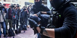 Ο 18χρονος δράστης της δολοφονικής επίθεσης στον αστυνομικό