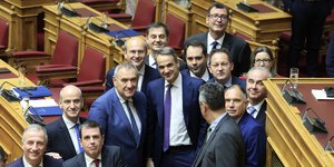 Μητσοτάκης στη Βουλή