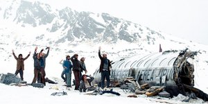 Η στιγμή της διάσωσης μετά από 72 ημέρες από τη συντριβή του αεροπλάνου τους σε βουνοκορφή των Άνδεων 