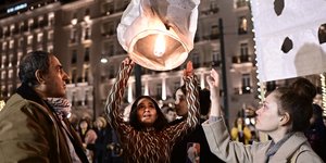 Συγκέντρωση συγγενών των θυμάτων του δυστυχήματος των Τεμπών στο Σύνταγμα