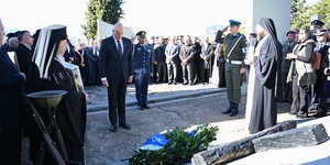 Στιγμιότυπο από τις εκδηλώσεις για τα 80 χρόνια από το Ολοκαύτωμα των Καλαβρύτων