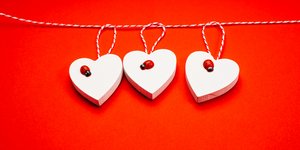 Γίνονται το τρίτο πρόσωπο σε μια σχέση