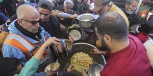 γαζα κατσαρολες πιατο φαι 