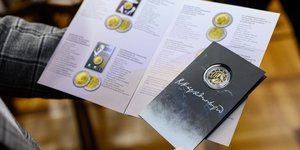 Αναμνηστικό νόμισμα των 2 ευρώ για τα 150 χρόνια από τη γέννηση του Κωνσταντίνου Καραθεοδωρή