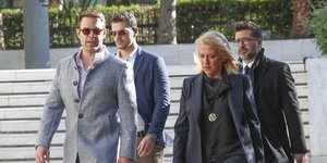 Ο Στέφανος Κασσελάκης έξω από το υπουργείο Εξωτερικών