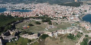 καστρο μυτιλήνης 