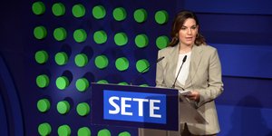 Όλγα Κεφαλογιάννη -Συνέδριο ΣΕΤΕ: Η Ελλάδα μπορεί να γίνει πρότυπο βιώσιμης τουριστικής ανάπτυξης