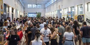 παρτι δημοτικη αγορα κυψελης 