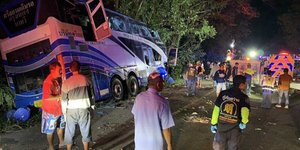 Tροχαίο με 14 νεκρούς στην Ταϊλάνδη 