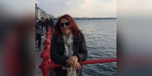 «Στο Κόκκινο»: Οι εργαζόμενοι ζητούν την επιστροφή της Ευγενίας Λουπάκη -«Να αποκατασταθεί η αξιοπρέπειά της»