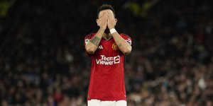 Η Μπάγενρ νίκησε τη Γιουνάιτεντ στο Μάντσεστερ για την 6η αγωνιστική των ομίλων του Champions League και την πέταξε εκτός Ευρώπης 