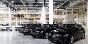 Μπλόκο του Πούτιν στις Mercedes των βουλευτών