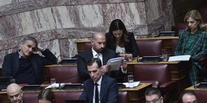 Οι βουλευτές της Νέας Αριστεράς στα ορεινά της Βουλής