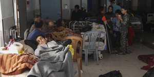 Τραυματίες Παλαιστίνιοι στο νοσοκομείο Σίφα 