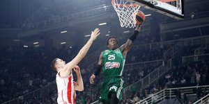 Πειστική νίκη για τον Παναθηναϊκό AKTOR επί του Ερυθρού Αστέρα για τη 17η αγωνιστική της Euroleague