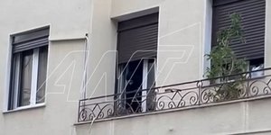 Η στιγμή που συνελήφθη ο δράστης που εισέβαλε σε σπίτι στα Πετράλωνα για να βιάσει δύο κοπέλες