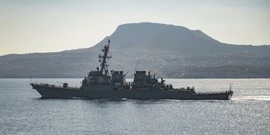 Πλοίο του Πολεμικού Ναυτικού των ΗΠΑ στην Ερυθρά Θάλασσα