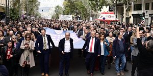 Κυκλοφοριακές ρυθμίσεις στο κέντρο της Αθήνας λόγω πορείας διαμαρτυρίας