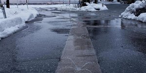 Χιονισμένος δρόμος