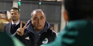 Ο Φατίχ Τερίμ στην πρώτη του προπόνηση με τον Παναθηναϊκό