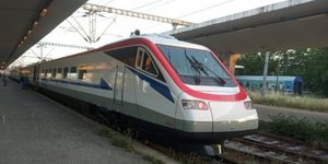 Επανακυκλοφορούν τα επιβατικά τρένα