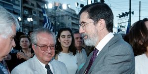 O Xρήστος Ζαχαράκις δεξιά