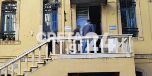 Στα δικαστήρια ο 57χρονος που κατηγορείται ότι μαχαίρωσε τον 80χρονο πατέρα του