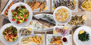 τραπέζι ψάρια θαλασσινά Polpo ψαροταβέρνα Λαχαναγορά Ρέντης 