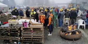 Οργισμένοι οι αγρότες στη Γαλλία