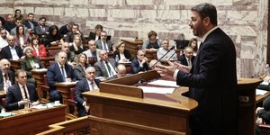 Ο Νίκος Ανδρουλάκης σε συνεδρίαση της ΚΟ του ΠΑΣΟΚ
