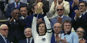 Ο θρυλικός Μπεκενμπάουερ είχε κατακτήσεις το Μουντιάλ το 1974