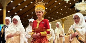 H μέλλουσα πριγκίπισσα του Μπρουνέι: 10 μέρες γιορτάζει τον πριγκιπικό γάμο το κρατίδιο του Μπρουνέι