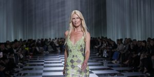 Κλόντια Σίφερ