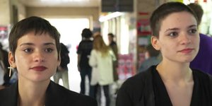 Δίδυμες Γεωργιανές γνωρίστηκαν τυχαία μέσω TikTok