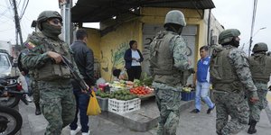 Σε κατάσταση «εσωτερικής ένοπλης σύγκρουσης» ο Ισημερινός