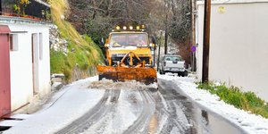 εκχιονιστικο σε χωριο 