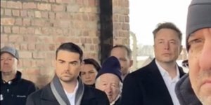Ο Έλον Μασκ στο Άουσβιτς