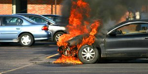 Φωτιά σε αυτοκίνητο 
