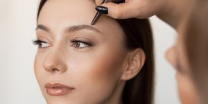 Πόσος χρόνος χρειάζεται συνήθως για να αναπτυχθούν τα φρύδια;