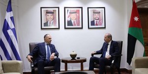 H συνάντηση του Γεραπετρίτη με τον υπουργό Εξωτερικών της Ιορδανίας
