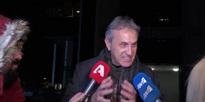 Ο Γιώργος Νταλάρας κατά των δημοσιογράφων