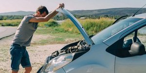 Βλάβη στον κινητήρα του αυτοκινήτου 