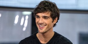 Ο Τζέικομπ Ελόρντι