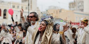 καρναβαλι σφυρίχτρα στομα
