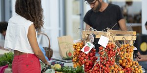 τσαμπι με τοματακια 